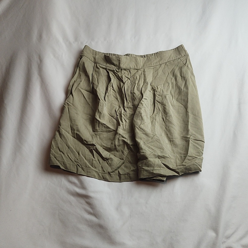 A New Day Elastic Waist Pleated Shorts Olive Green Women's Size Small